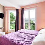 Americain Hotel 2*